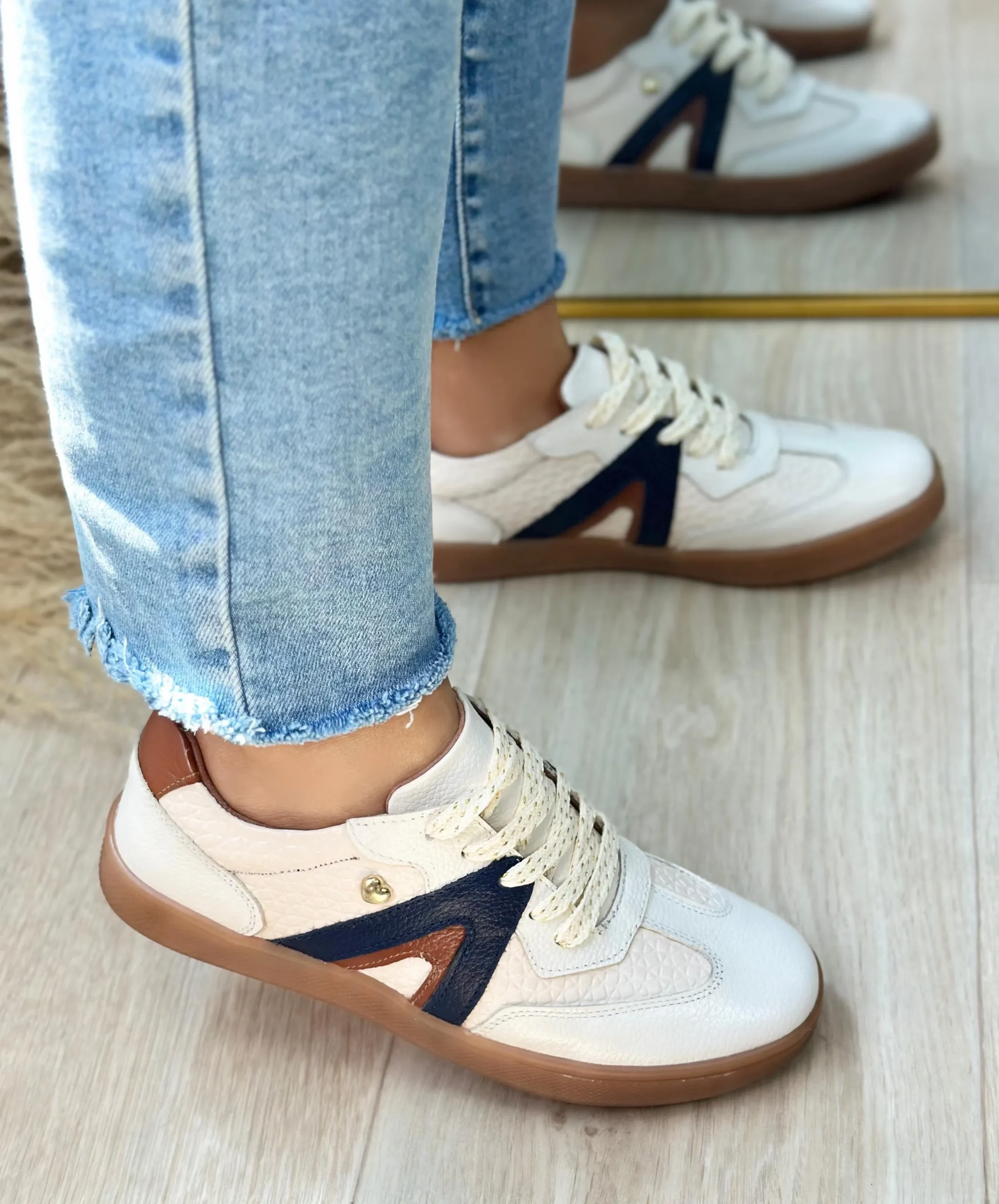 zapatilla-court-r1-3